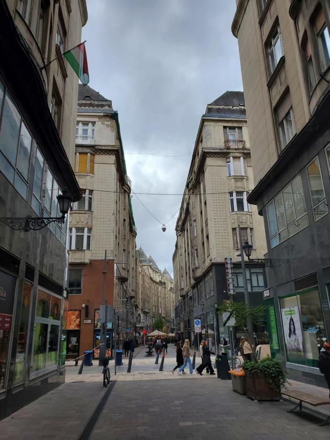 Budapest Walking Street-V المظهر الخارجي الصورة